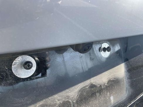 Used 2023 Kia Sportage SX image 5