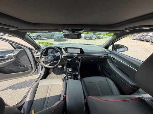 Used 2023 Hyundai Sonata SEL Plus FWD image 13