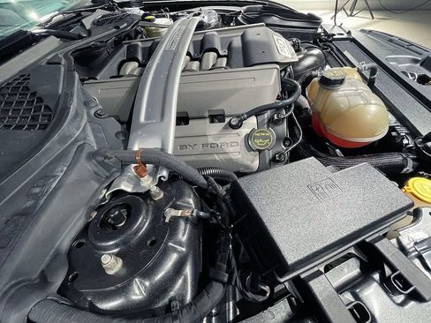 Used 2017 Ford Mustang GT w/ GT Performance Package RWD image 27
