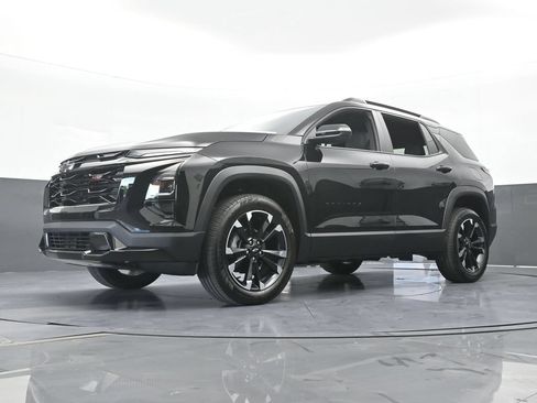 Used 2025 Chevrolet Equinox RS FWD image 56