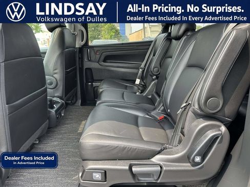Used 2023 Honda Odyssey EX-L image 16
