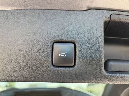 Used 2023 Ford Escape ST-Line w/ Tech Pack #1 FWD image 37