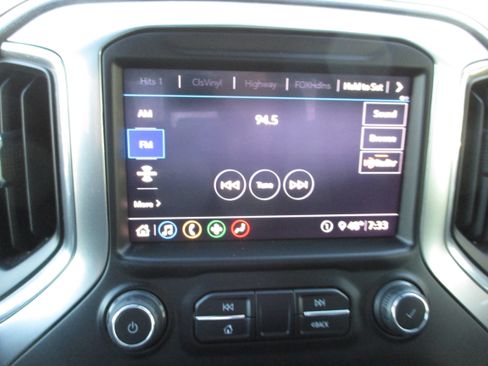 Used 2020 Chevrolet Silverado 1500 RST image 17