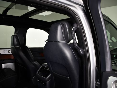 Used 2023 Lincoln Navigator L Reserve AWD/4WD image 49