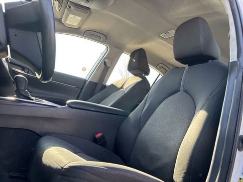 Used 2024 Toyota Camry LE image 8