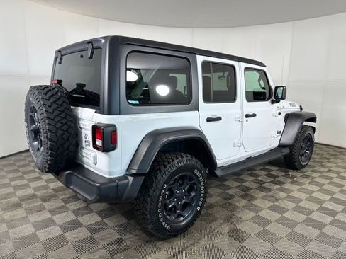 Used 2023 Jeep Wrangler Unlimited w/ Convenience Group AWD/4WD image 3