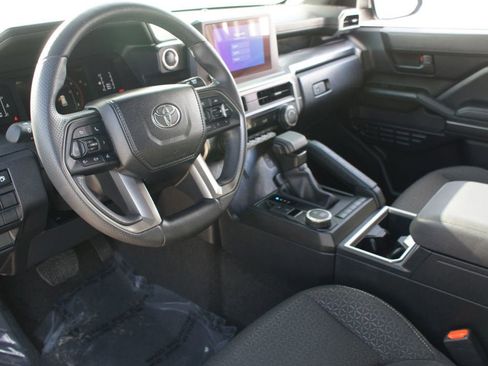 Used 2025 Toyota 4Runner SR5 image 12