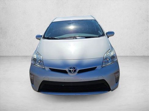 Used 2015 Toyota Prius Two image 2