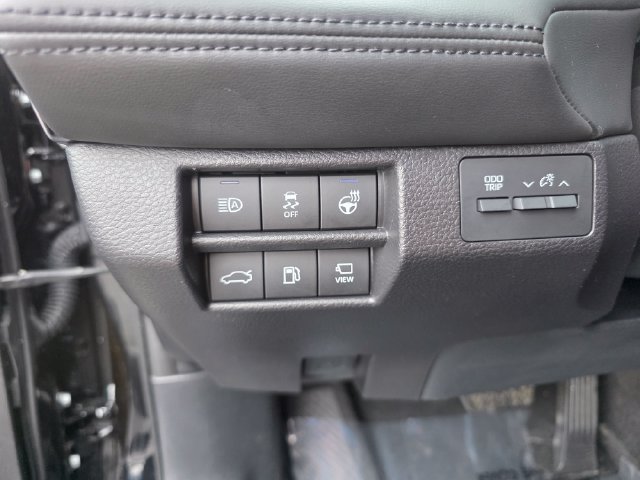 Used 2022 Toyota Avalon Limited w/ Advanced Safety Package FWD image 25