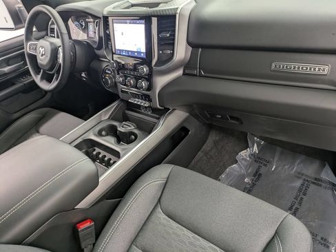 Used 2025 RAM 1500 Big Horn AWD/4WD image 30