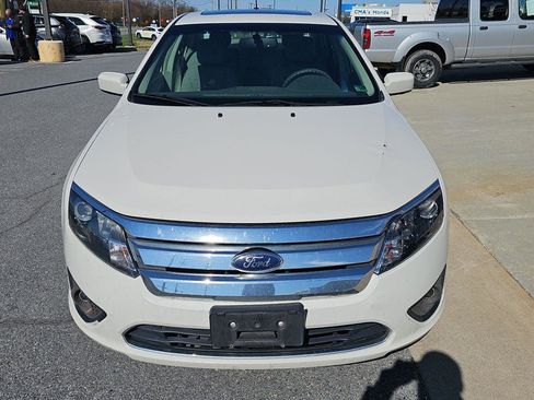 Used 2012 Ford Fusion SE image 2