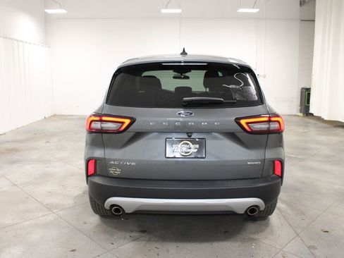 Used 2025 Ford Escape Active image 8