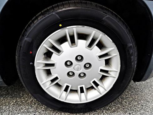 Used 2006 Chrysler 300 RWD image 20