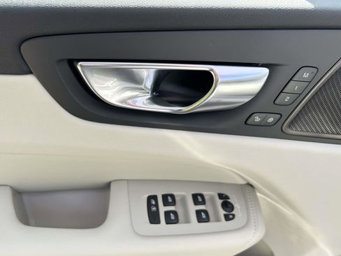 New 2026 Volvo XC60 B5 Ultra w/ Protection Package Premier image 21