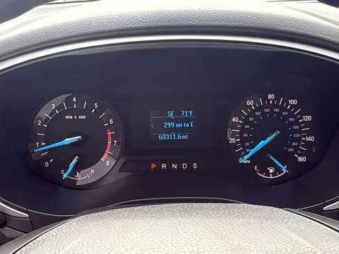 Used 2015 Ford Fusion S FWD image 16