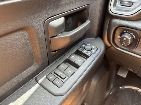 New 2026 RAM 2500 Tradesman AWD/4WD image 29