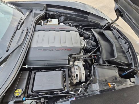 Used 2019 Chevrolet Corvette Stingray Coupe w/ 2LT Preferred Equipment Group image 23