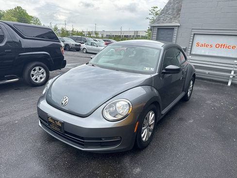 Used 2013 Volkswagen Beetle 2.5 FWD image 3