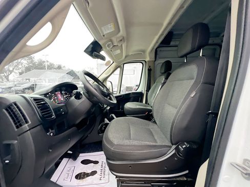 Used 2022 RAM ProMaster 2500 image 14