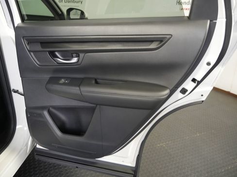 Certified 2024 Honda CR-V EX image 7