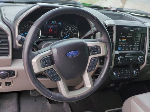 Used 2019 Ford F150 Lariat w/ Max Trailer Tow Package image 16