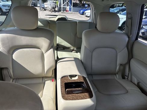 Used 2017 INFINITI QX80 2WD w/ Driver Assistance Package image 11