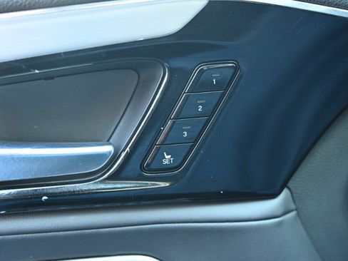 Used 2023 Acura MDX SH-AWD w/ Technology Package image 26