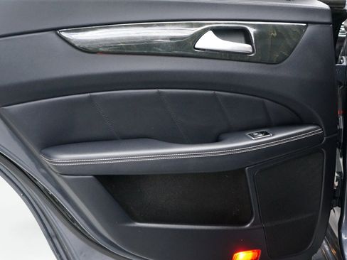 Used 2016 Mercedes-Benz CLS 400 CLS 400 Coupe 4D image 30