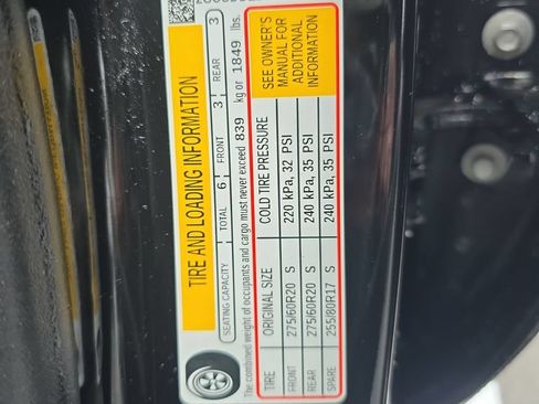 Used 2022 Chevrolet Silverado 1500 LT w/ Z71 Off-Road Package AWD/4WD image 22