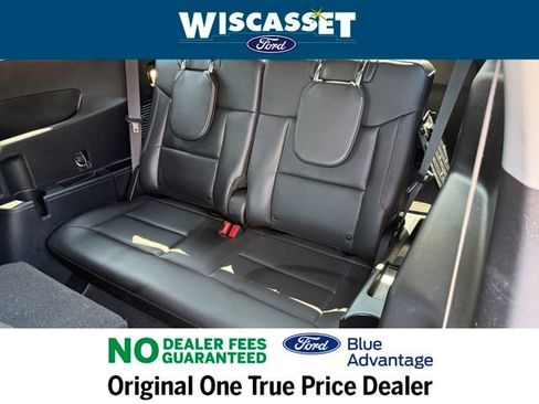 Certified 2022 Ford Explorer XLT w/ Equipment Group 202A image 7