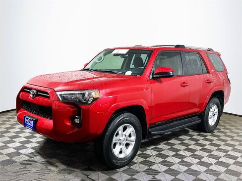 Certified 2021 Toyota 4Runner SR5 image 4