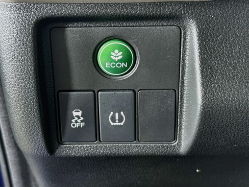 Used 2016 Honda HR-V EX-L image 9