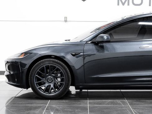 Used 2024 Tesla Model 3 Standard Range RWD image 13