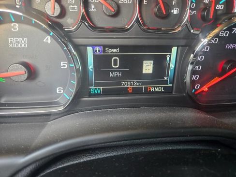 Used 2019 Chevrolet Suburban Premier w/ RST 6.2L Performance Edition RWD image 3