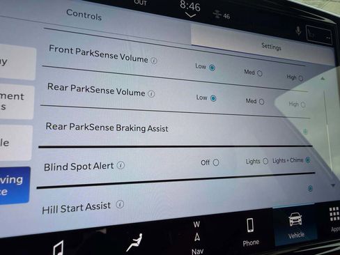 New 2026 Chrysler Pacifica Pinnacle image 31