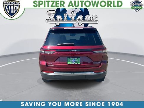 Used 2023 Jeep Grand Cherokee Laredo AWD/4WD image 8