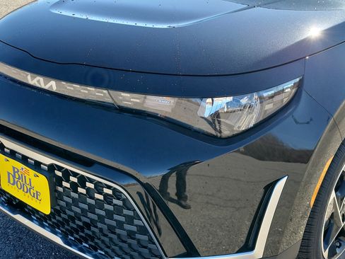 Used 2025 Kia Soul EX image 9