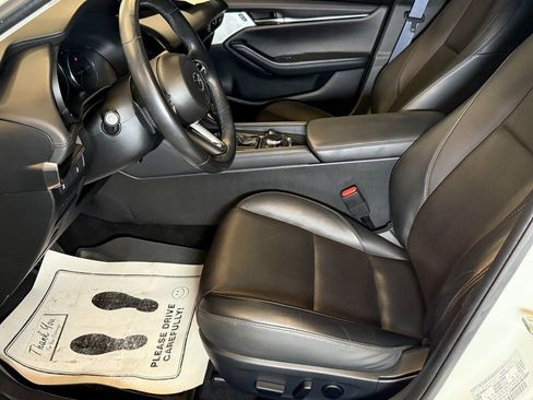 Used 2023 MAZDA MAZDA3 s image 19