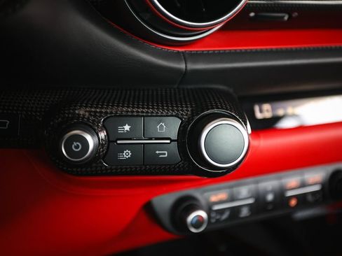 Certified 2019 Ferrari 812 Superfast RWD image 33
