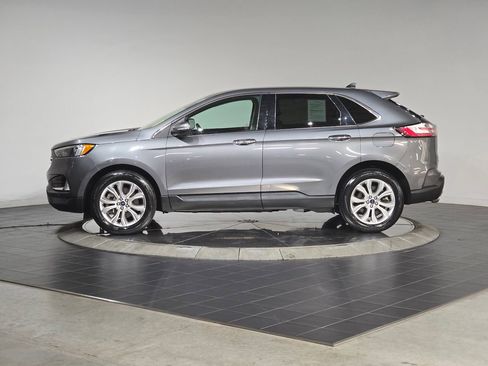 Used 2022 Ford Edge Titanium image 7