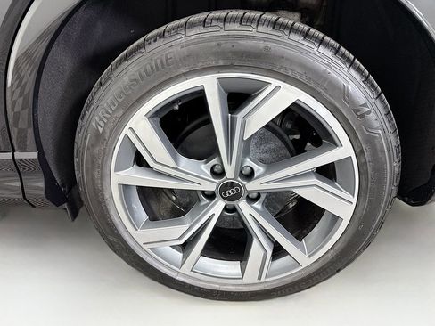 Used 2023 Audi Q4 e-tron Premium Plus w/ Premium Plus image 30