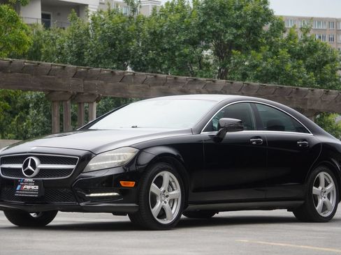Used 2013 Mercedes-Benz CLS 550 4MATIC image 3