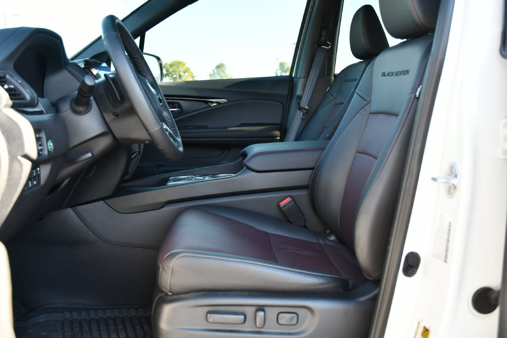 Used 2026 Honda Ridgeline Black Edition image 15