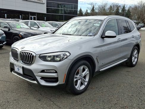 Used 2018 BMW X3 xDrive30i image 3