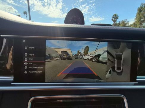 Used 2019 Porsche Panamera GTS image 18