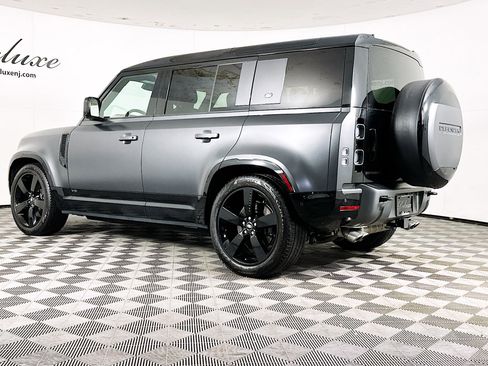 Used 2024 Land Rover Defender 110 Carpathian Edition image 4