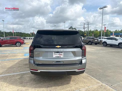Used 2025 Chevrolet Tahoe LT AWD/4WD image 6