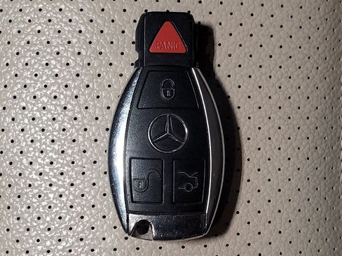 Used 2019 Mercedes-Benz GLC 300 image 32