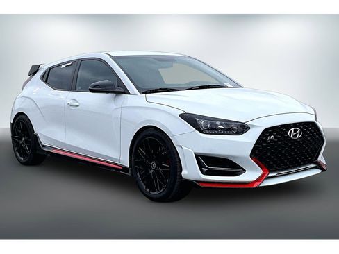Used 2019 Hyundai Veloster N N image 3