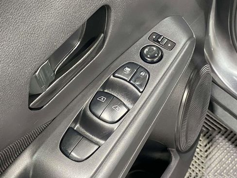 Used 2024 Nissan Kicks S image 18